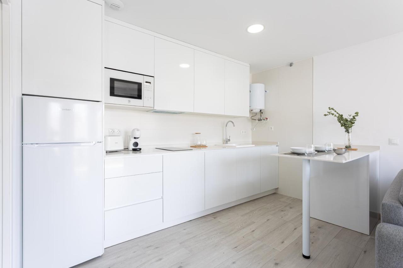 Apartamentos La Pelusa Málaga Exteriör bild